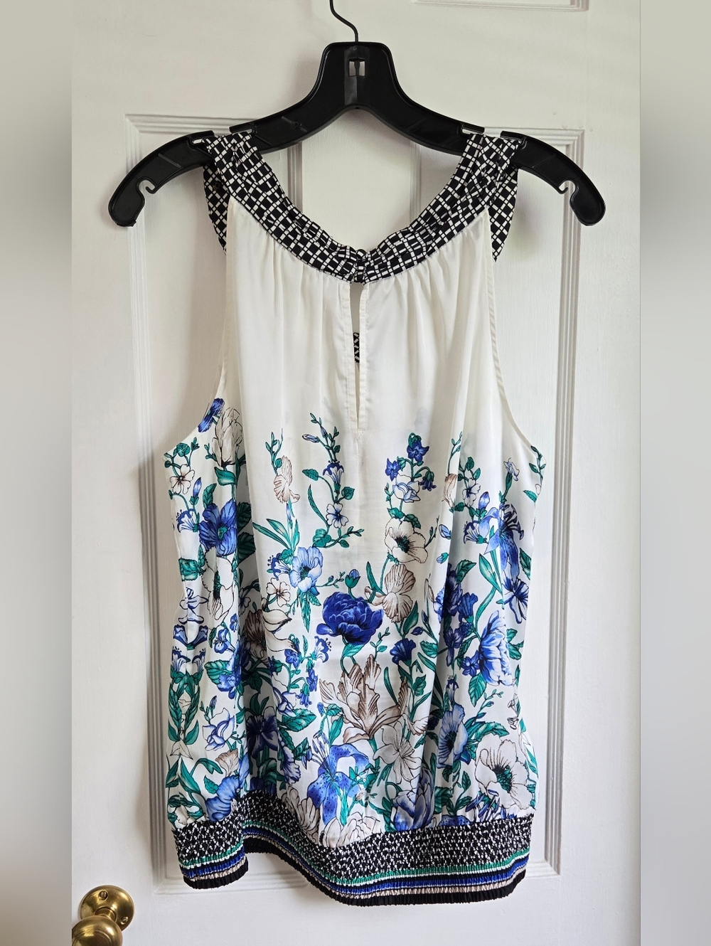 Floral Sleeveless Top With Ruched Band At Bottom In White and Blue. - Picture 2 of 3